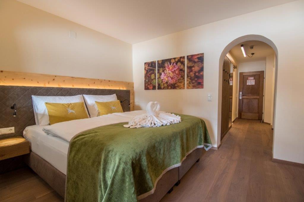 Seehotel Jaegerwirt Turracher Hohe Esterno foto