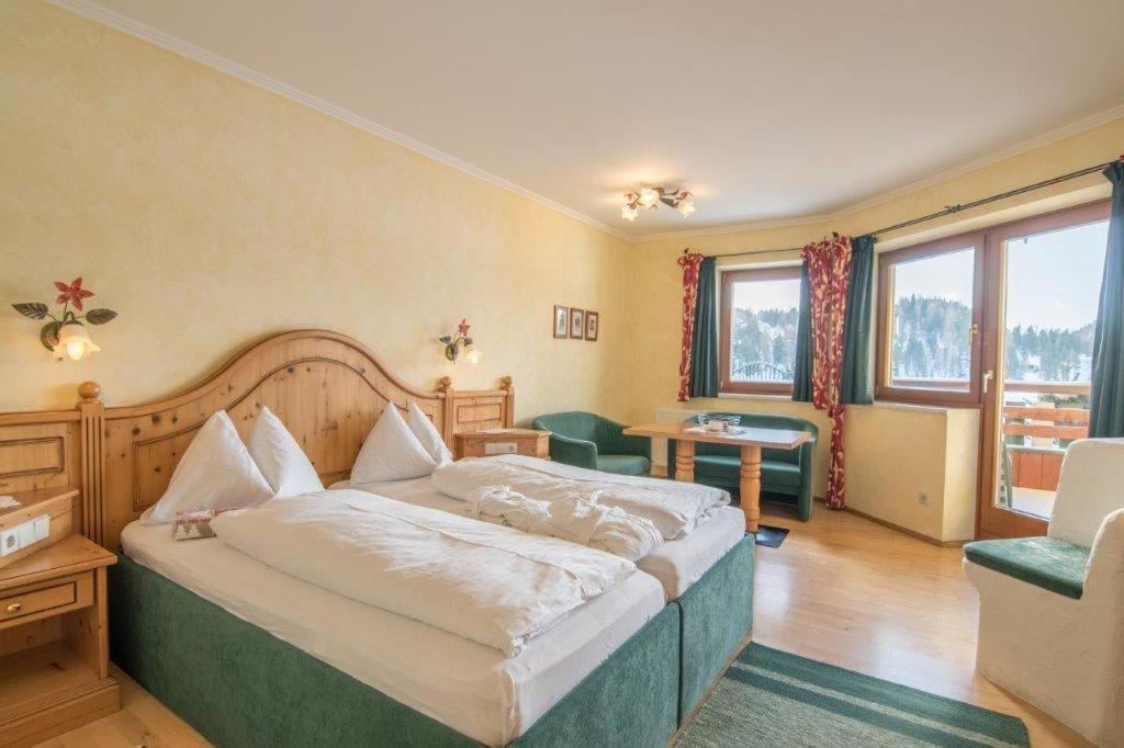 Seehotel Jaegerwirt Turracher Hohe Esterno foto